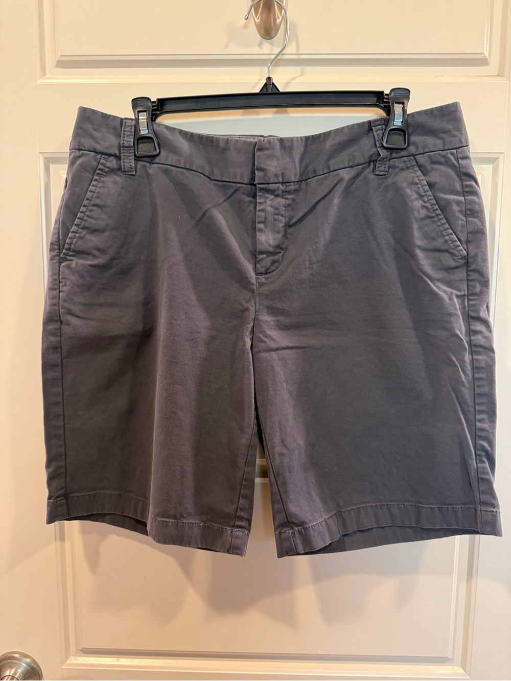 Caslon Bermuda Gray Shorts Size 10 – EUC